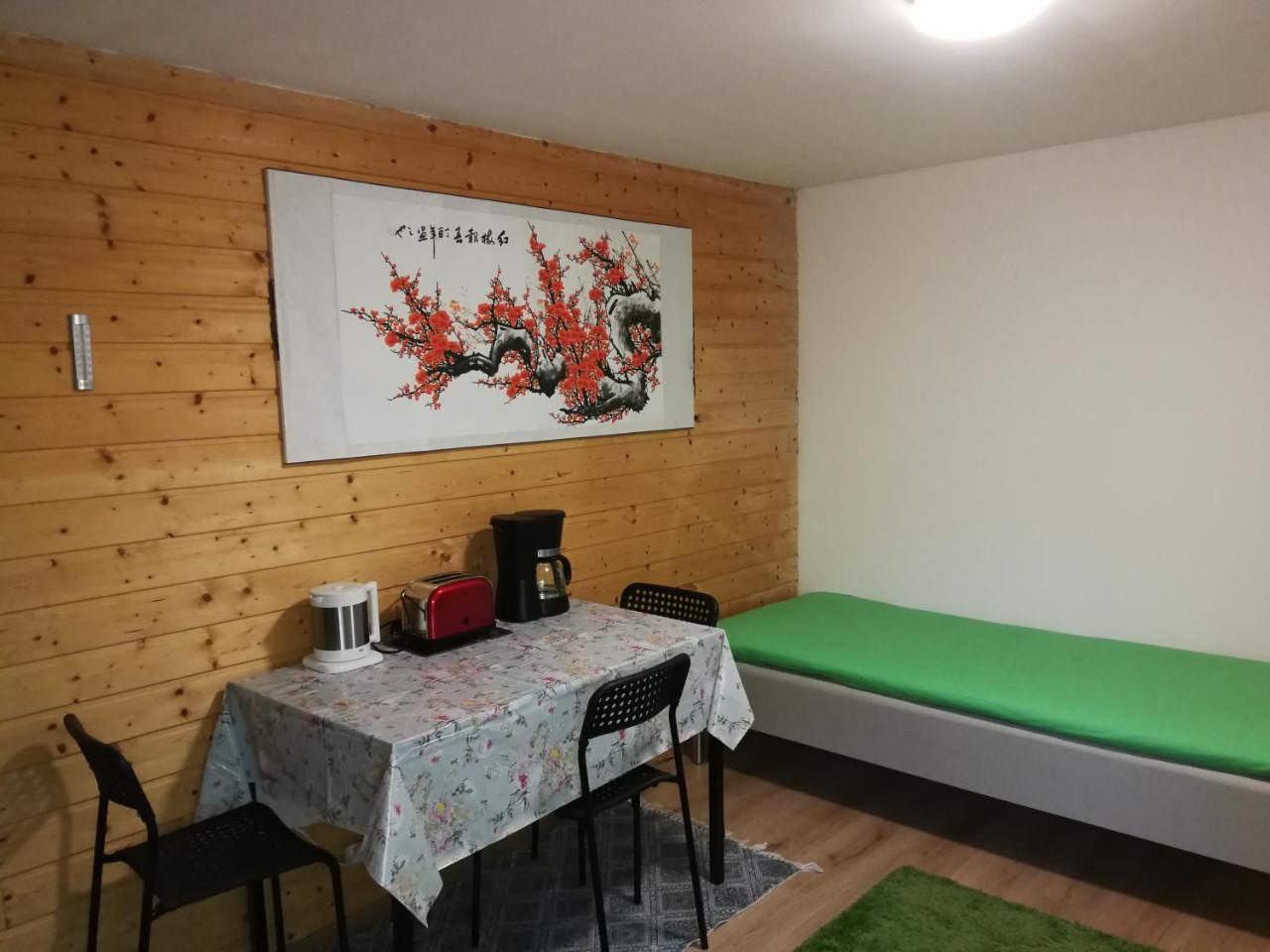 Lin'S B&B Alvsered Экстерьер фото